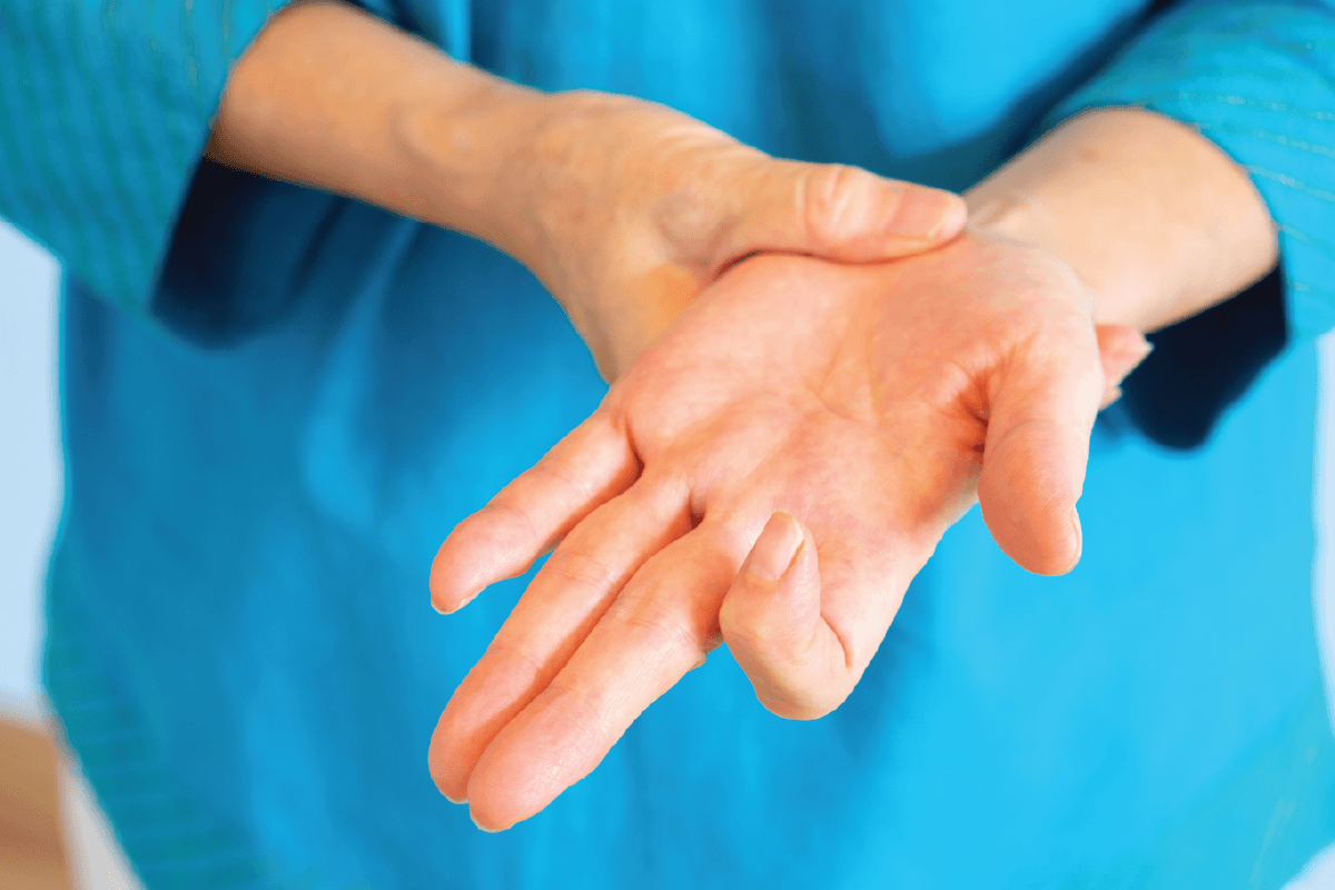 Ngón tay bật nếu không được chữa trị kịp thời thì có thể dẫn đến dị tật